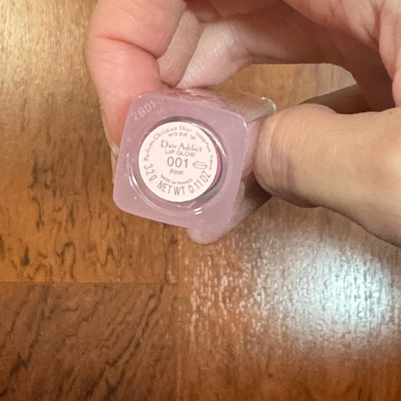 Dior Soft Pink Lip Gloss - Picture 6 of 8